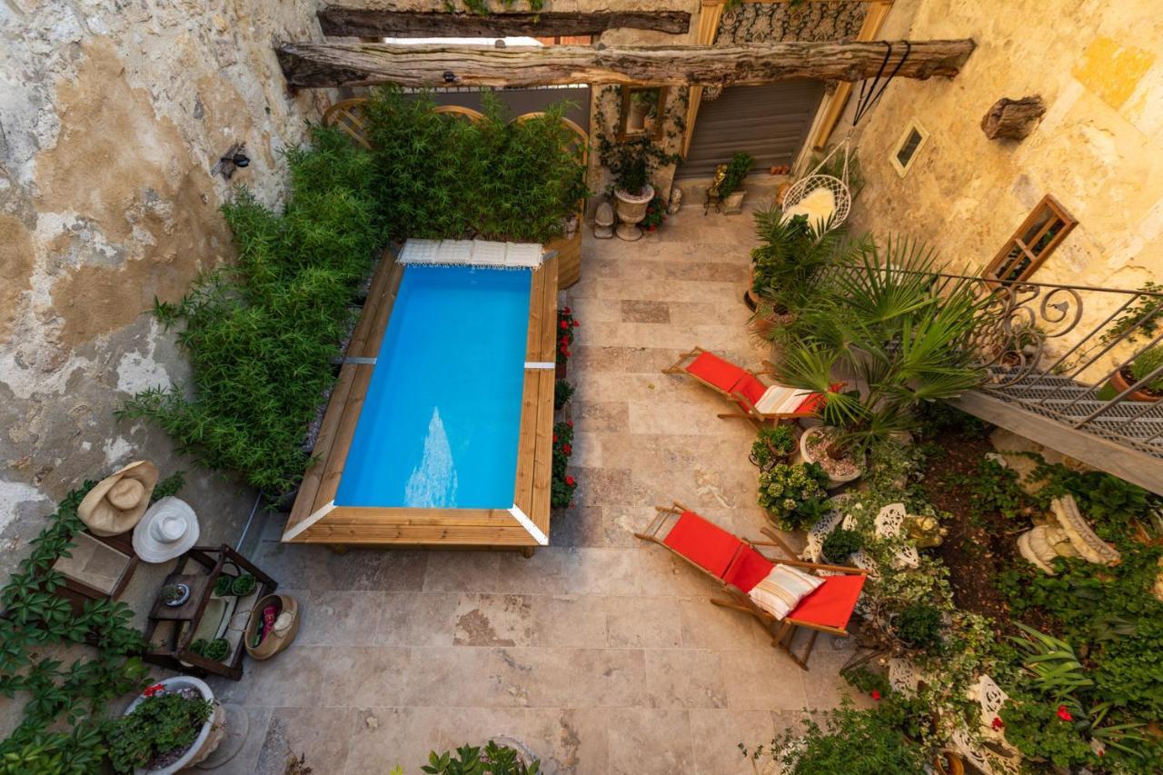 Champagne House - Elegance, Luxury And Charm Bed & Breakfast Condom Dış mekan fotoğraf