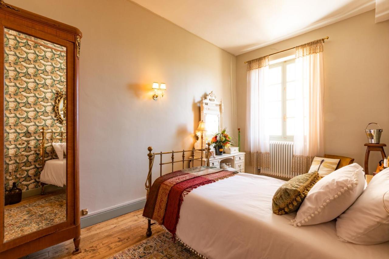 Champagne House - Elegance, Luxury And Charm Bed & Breakfast Condom Dış mekan fotoğraf